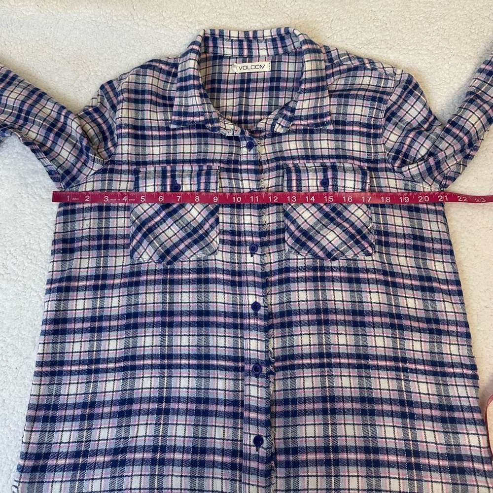 Volcom button down shirt - Picture 7 of 10